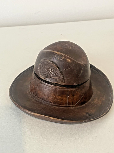 Encrier bois forme chapeau - ,