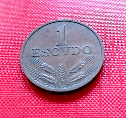 Pièce portugal 1 escudo - ,,