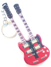 Porte-clé en bois forme de