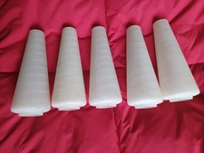 Lot 5 tulipes/opaline blanche fuselé/Lustre/applique/suspension/ Vintage