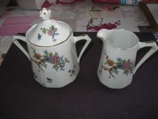 ancien sucrier + pot à lait