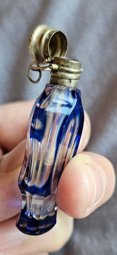 Pendentif bouteille parfum - pendentif,