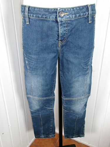 Pantalon bleu délavé brodé