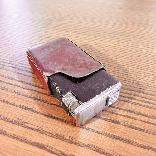 Briquet ancien feudor avec - briquet,