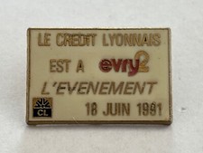 PINS PIN ENAMEL DIVERS CREDIT LYONNAIS BANK LION BANQUE EVRY 2