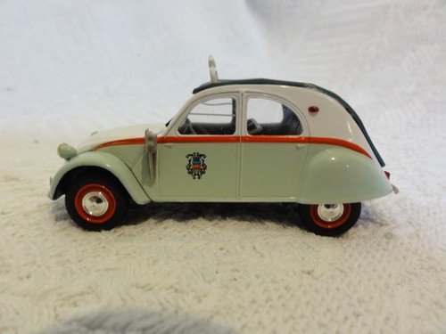 Voiture norev miniature - voiture,