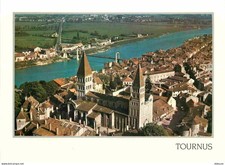 71 - Tournus - Vue Générale