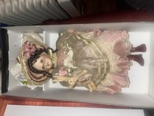 Poupée Mundia De Collection « Monica »