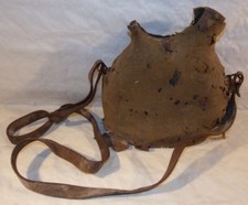 Gourde 2 litres modèle 1877 avec housse moutarde/kaki français WW1/WW2 14 18