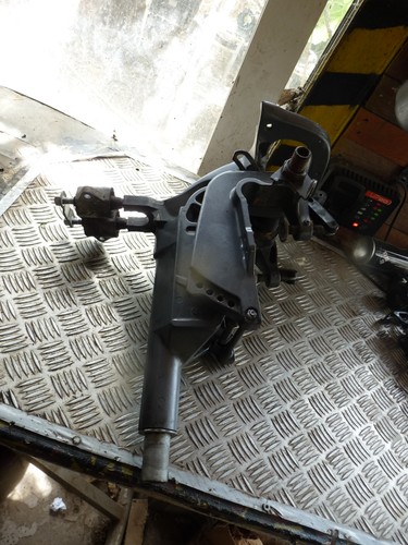 Etrier support moteur 15cv - etrier,