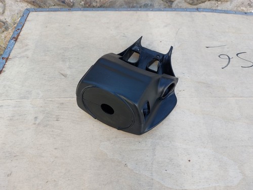 Garniture plastique cache sous