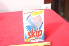 boite vintage lessive skip