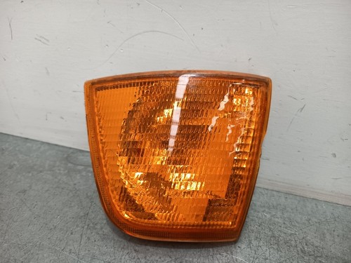 084411505l feu avant gauche - avant,