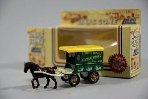 Voiture miniature camion - voiture,