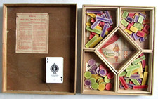 Ancien jeu de Nain Jaune Boîte en bois Jetons en os Marque A.T. Paris 31 x 25 cm