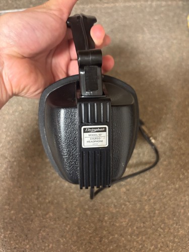Electrophonic stereo headphone - stereo,