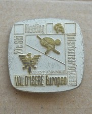 Rare Insigne, broche course de
