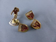 Lot de 4 PIN'S FC METZ LABEL
