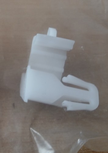 Agrafe plastique grille de - plastique,