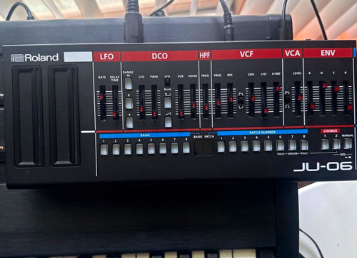 Roland boutique juno - roland,