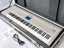 Synthétiseur KORG TRITON
