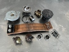 Lot de pièces divers d'époque pour AUSTIN MINI, MORRIS, COOPER
