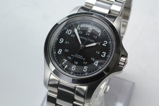 [ avec boîte papier ] Montre