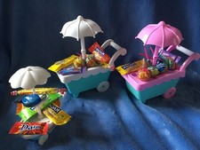 JOUET : 3 petits PRESENTOIRS à BONBONS - CHARIOT / CHARETTE / DINETTE
