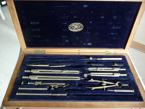 Etui dessin coffret - -,
