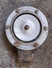 * gros klaxon SANOR F8 125