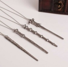 Collier Harry Potter baguette
