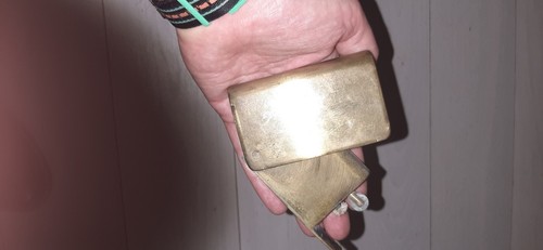 Briquet poilu livre grosse - livre,