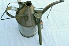 ancien bidon d'huile vintage