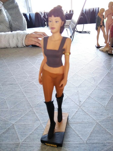 Figurine résine manara - manara,