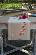 Chemin table imprimé avec - chemin, imprimé,