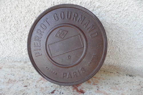 Ancienne boite publicitaire - boite,