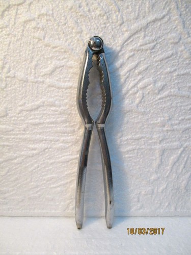 Ancien casse noix noisettes - casse, /