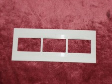 Plaque de finition Triple