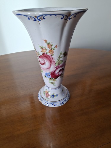 Vase cornet faience de - en,