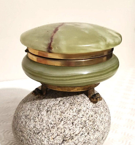 Boîte ancienne ronde - ancienne, onyx