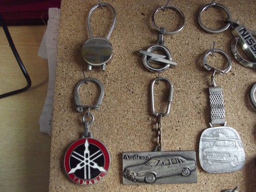 Super lot porte clefs - 22,