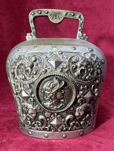 Hand dinner bell cloche - hand,
