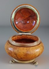 Boîte à bijoux en albâtre 