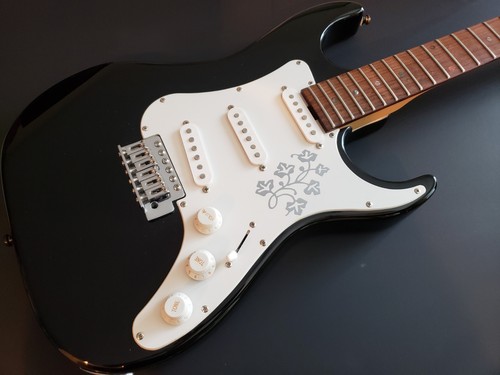 Guitar body flower - body,
