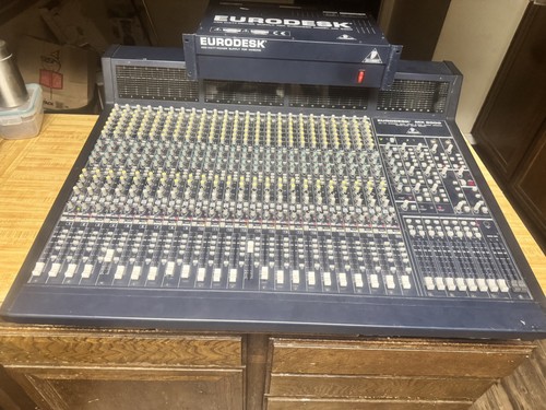 Behringer eurodesk model - behringer,
