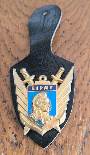 Insigne militaire ecole - insigne,