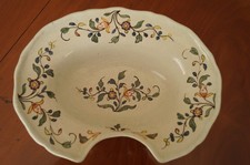 PLAT DE BARBIER EN FAIENCE DE