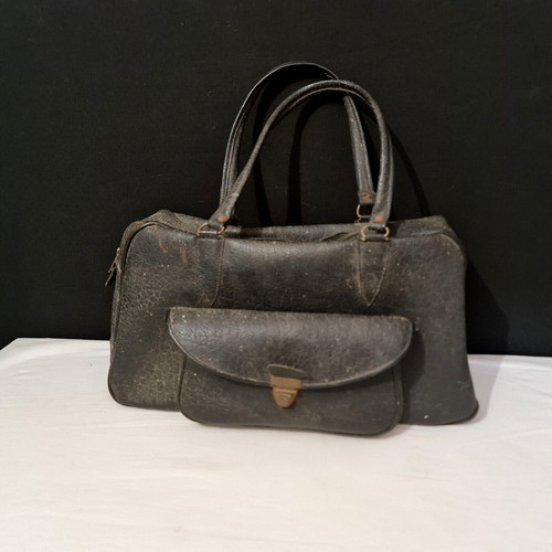 Ancienne sacoche cuir - ancienne, xxe