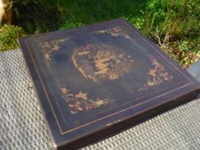 Boite, Boite à Châles. à