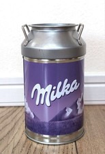 Tirelire en forme de bidon de